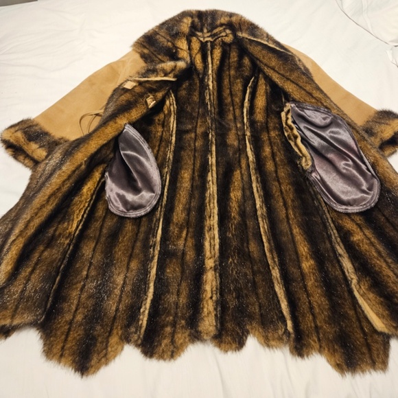 winter coat - Picture 2 of 3